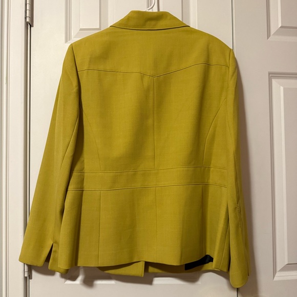 Gloria Vanderbilt Women's Yellow Blazer and Scarf in like new condition Size 18w - Picture 4 of 8